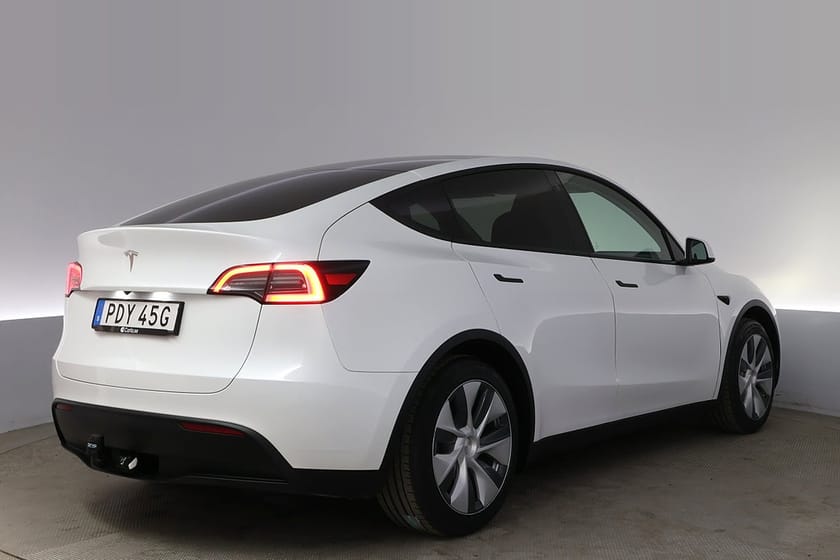 Bild 5 av Tesla Model Y Standard Range RWD Autopilot Pano Drag