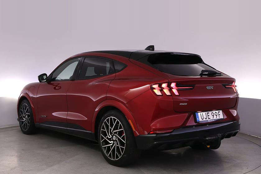 Bild 4 av Ford Mustang Mach-E GT AWD Läder Pano 360 B&O BLIS Drag
