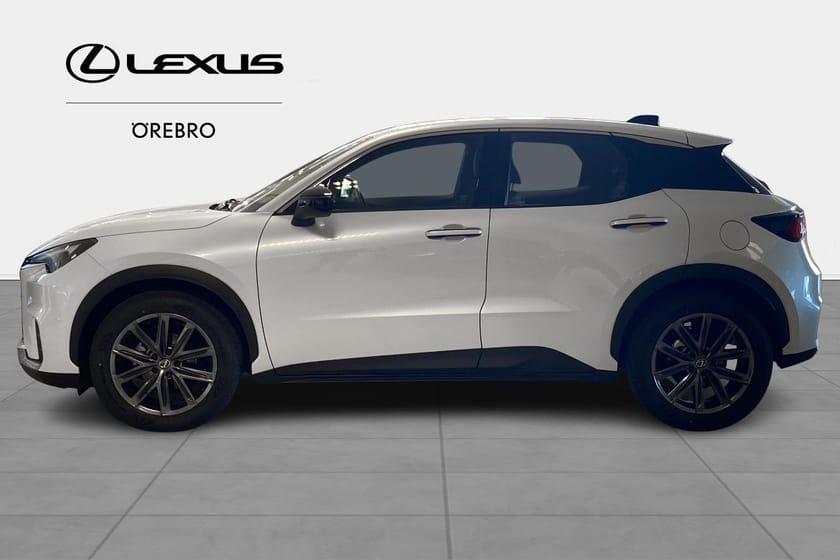 Bild 3 av Lexus LBX Elegant Tech V-Hjul