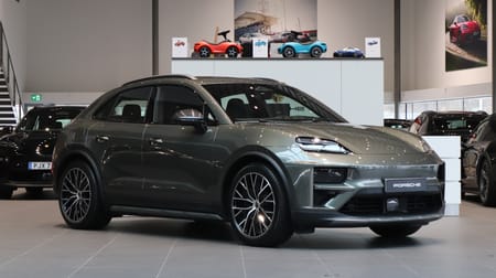 Porsche Macan Turbo Electric