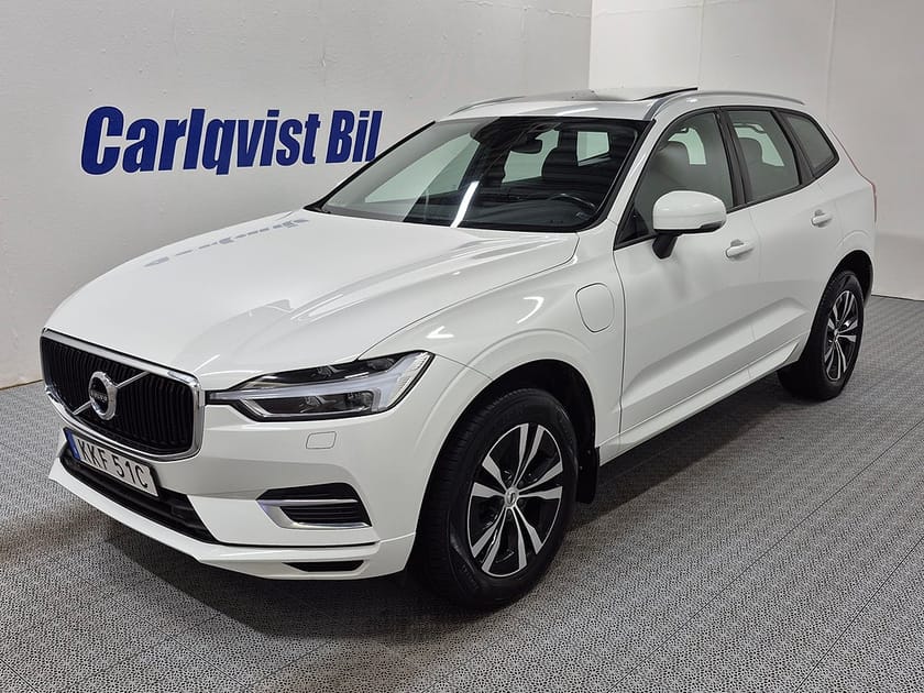 Bild 1 av Volvo XC60 T8 Recharge Momentum plug in 392HK 4x4 Panorama