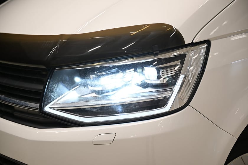 Bild 5 av Volkswagen Transporter TwinCab 4Motion DSG 204HK Dubbelhytt|Nedlackad|LED|Taklucka