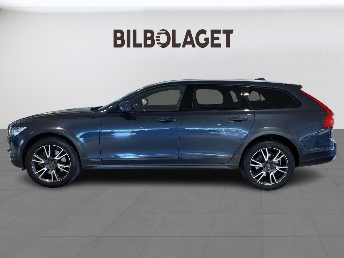 Volvo V90 2018 - miniatyr 2