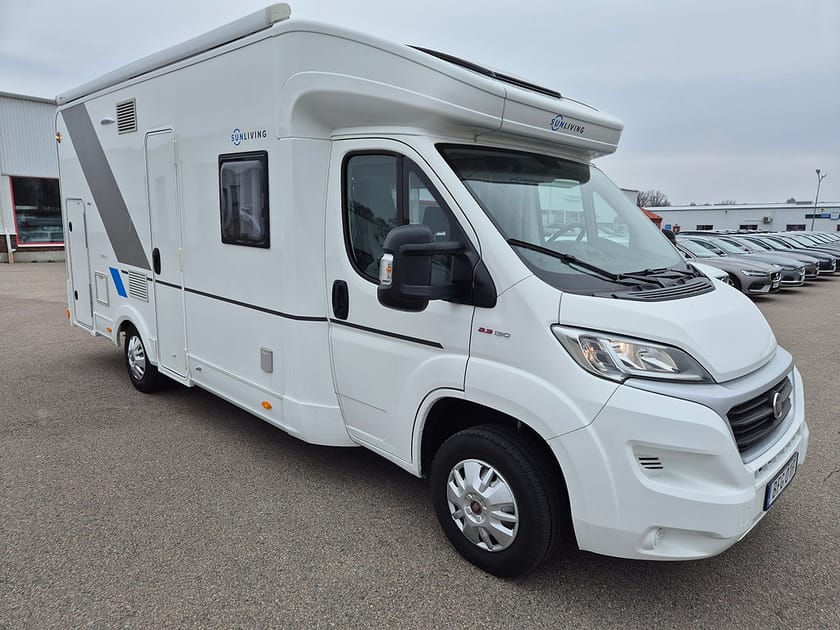 Bild 1 av Sun Living Campervan Fiat S-SERIES S70 DK 7-Sits 2,3D 130HK Husbil