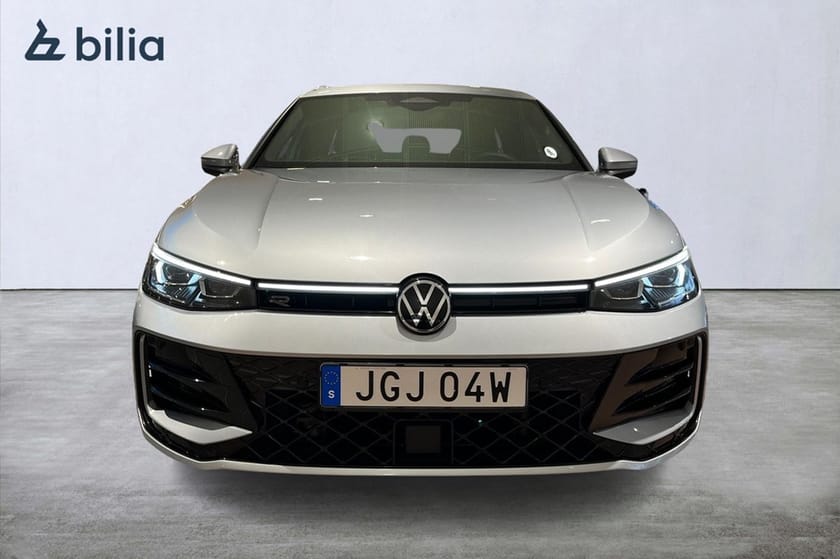Bild 2 av Volkswagen Passat Sportscombi 2.0 TDI 4M R-Line Värm Drag 193HK