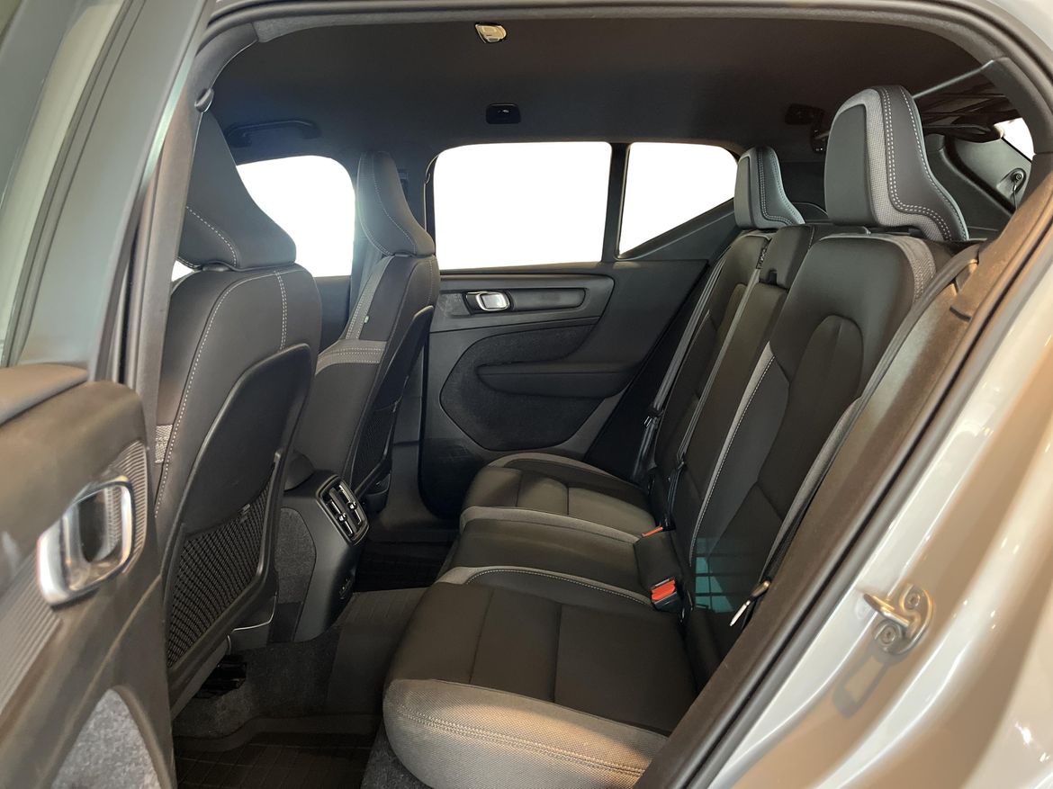 Volvo XC40 2024 - miniatyr 7