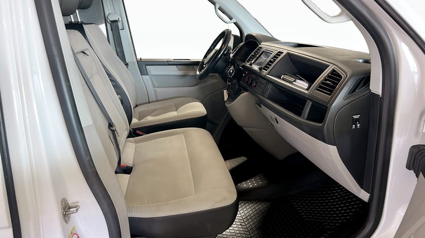 Bild 3 av Volkswagen Transporter T30 2.0 TDI BMT DSG 150hk Drag Värmare