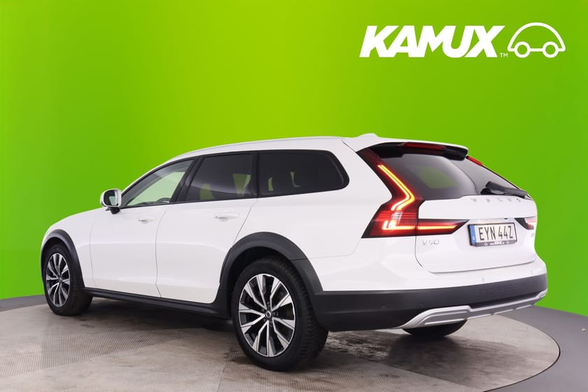 Bild 5 av Volvo V90 Cross Country B4 AWD Ultimate 197hk Pano H/K Läder HuD 360° 4zon Drag