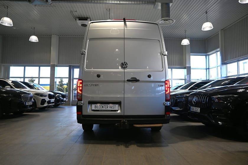 Bild 4 av Volkswagen Crafter Kombi 35 TDI 177hk DSG Värmare 5-sits