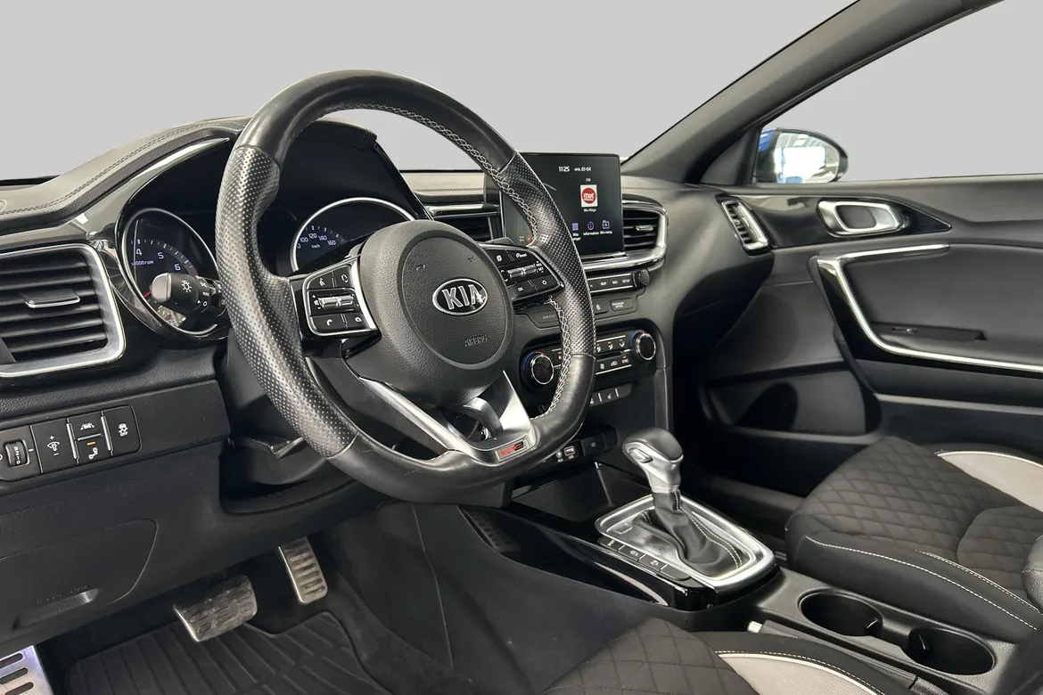 picture of a car