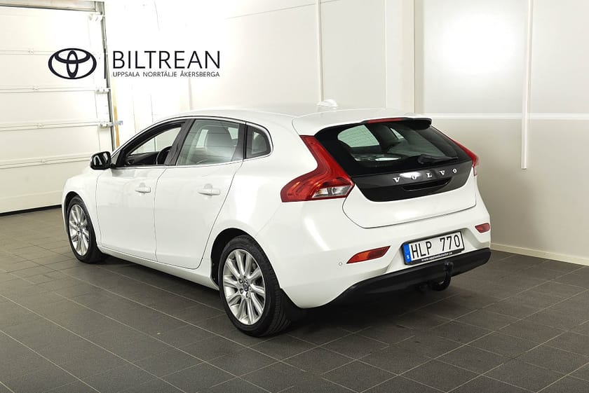 Bild 2 av Volvo V40 D2 Summum BLIS Drag D-värm V-hjul