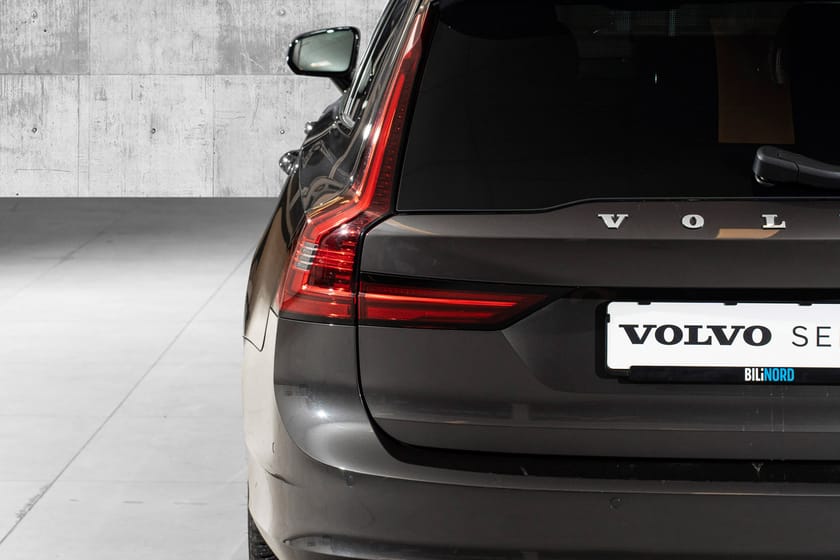 Bilde 5 av Volvo V90 T6 350hk AWD Ultimate Dark 360kam/Krok/Soltak/Headup++