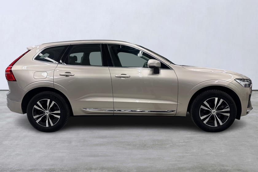 Bild 3 av Volvo XC60 Recharge T6 Core Edition