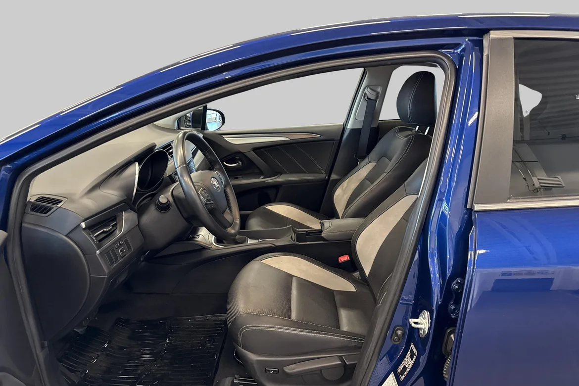 picture of a car