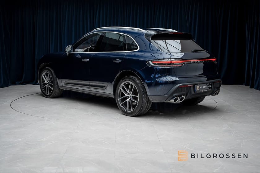 Bild 3 av Porsche Macan PDK Sport Chrono Sportavgas P-Värm Drag MOMS