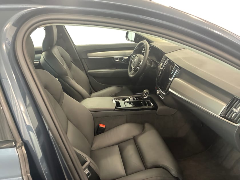 Bild 4 av Volvo V90 T6 Plus Dark Nordic Edition | Drag | 360° | H&K |