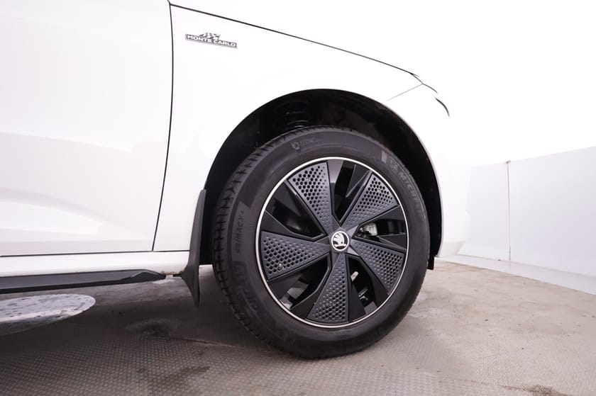Bild 4 av Škoda Kamiq MONTE CARLO 1,0 TSI 115 HK DSG  Panorama
