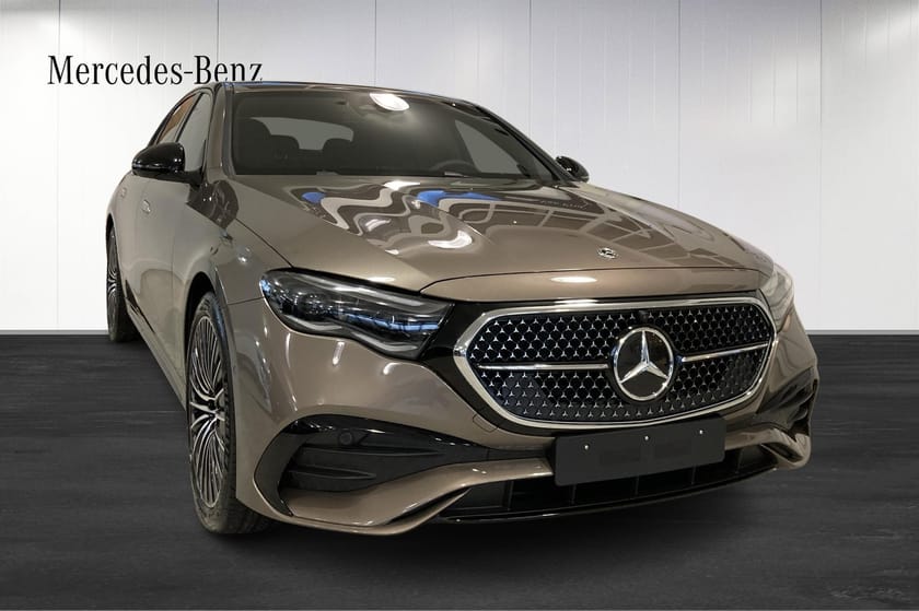 Bild 2 av Mercedes-Benz E 300 e Sedan AMG Line / Burmester *DEMO*