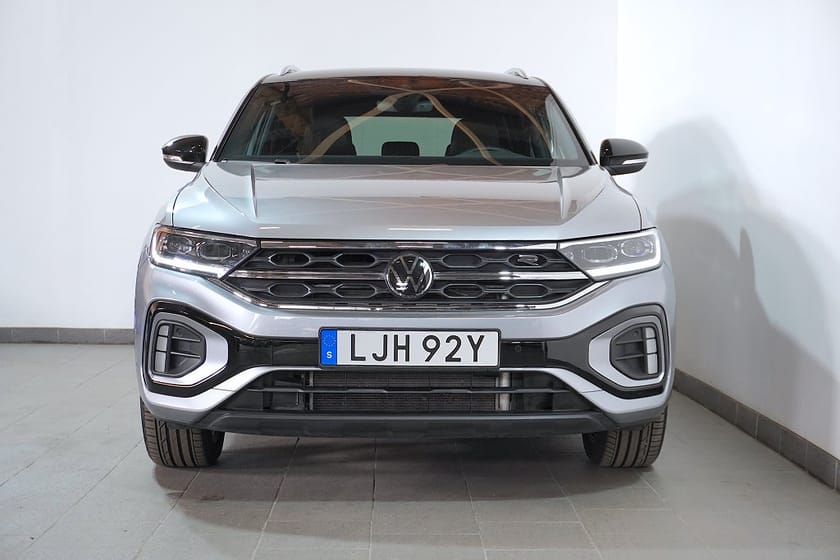 Bild 3 av Volkswagen T-Roc 1.5 TSI R-Line Kamera Cockpit Keyless 150hk