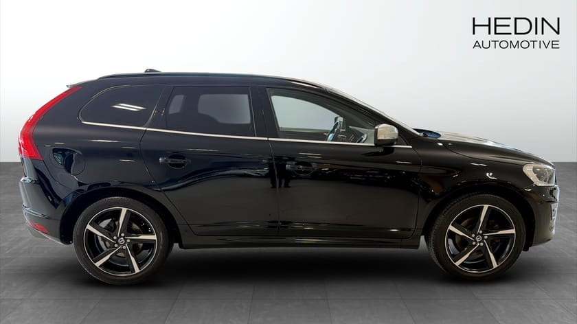 Bild 5 av Volvo XC60 D5 R-DESIGN /NYSERVAD/KAMREM BYTT/PANO/DRAG