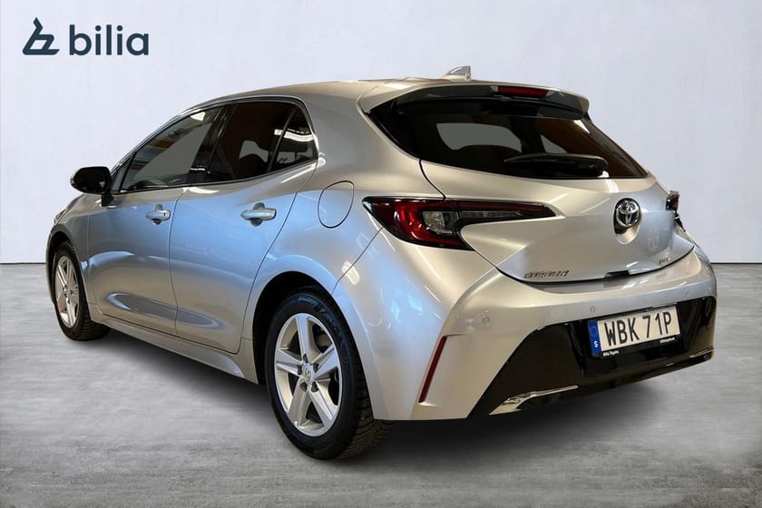 Bild 2 av Toyota Corolla Hybrid 1,8 5D STYLE VINTERHJUL