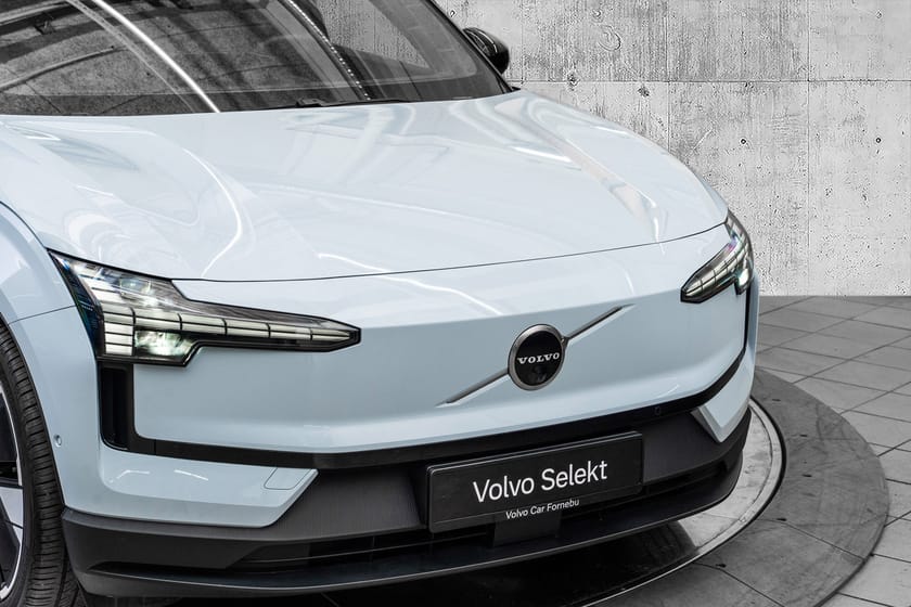 Bilde 2 av Volvo EX30 Twin Motor Performance Perf. Ultra - 20" 360Kamera Lyst interiør!