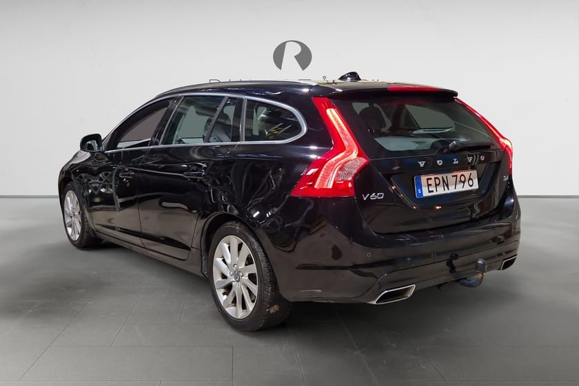 Bild 5 av Volvo V60 D4 181 HK SUMMUM DRAG D-VÄRM 0.37L/MIL KAMREM BYTT 16"