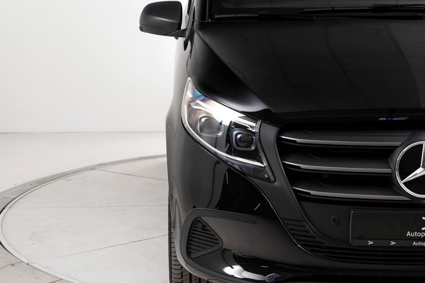 Bilde 5 av Mercedes-Benz Vito Tourer 124 CDI 4x4 3.1t V124 Pro 4MATIC ACC/360°/Krok/Varmer/MBUX/LED