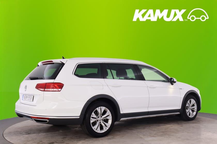 Bild 2 av Volkswagen Passat Alltrack 2.0 TDI 4M Executive Läder Drag B-Kam Värm