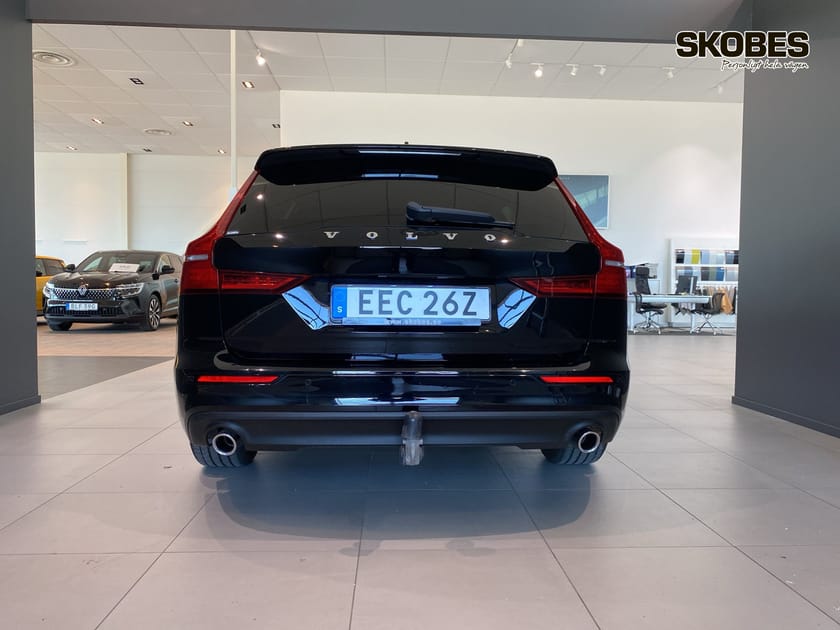 Bild 5 av Volvo V60 D4 AWD Momentum Advanced Edition, Drag