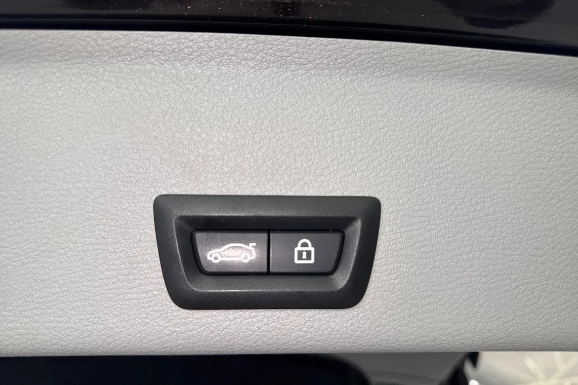 picture of a car