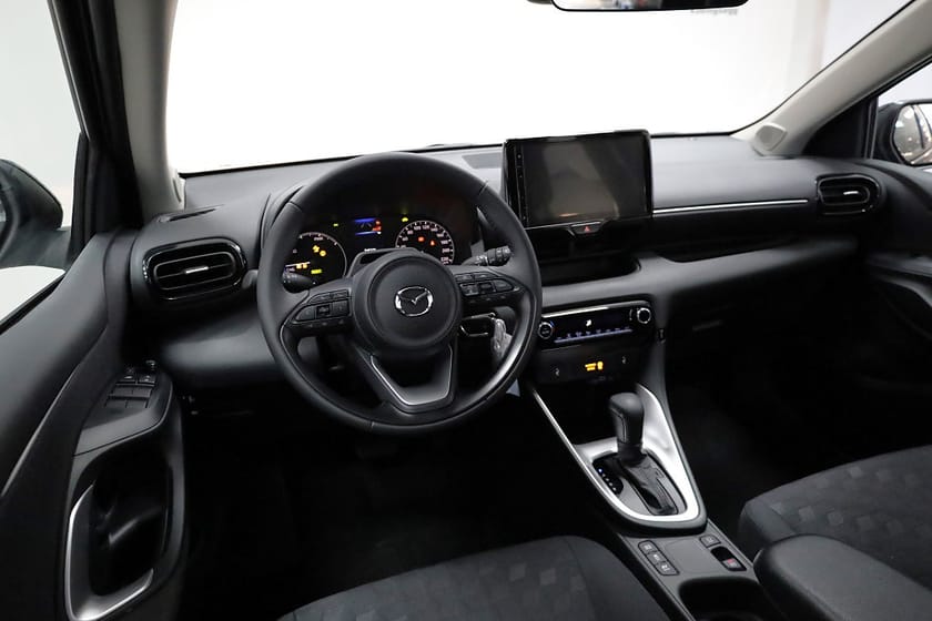 Bild 3 av Mazda 2 Hybrid Centre Line/ Automat/ Backkamera/ Adaptiv farth.
