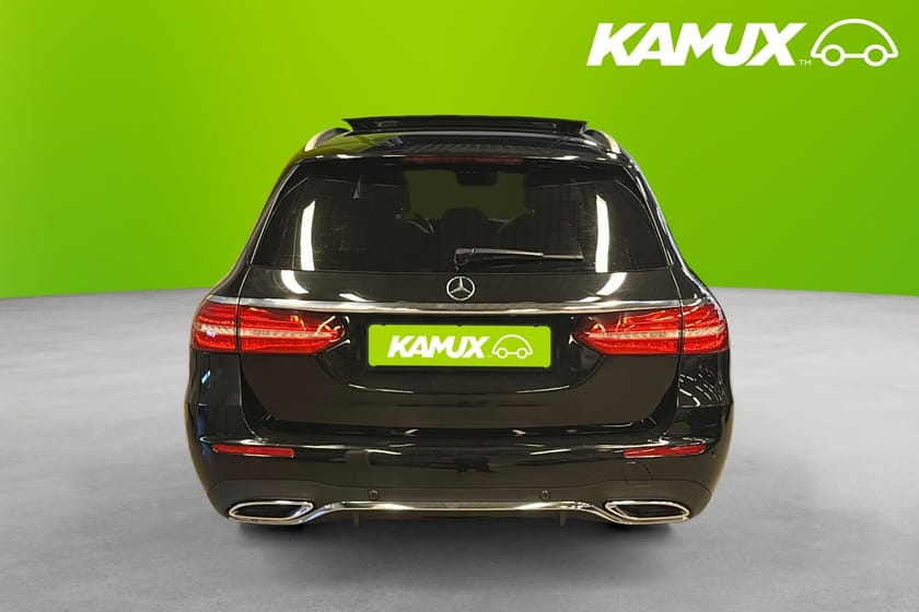 Bild 5 av Mercedes-Benz E 220 T d 4MATIC AMG line 194hk  Burm Pano HuD 360 Kamera Drag