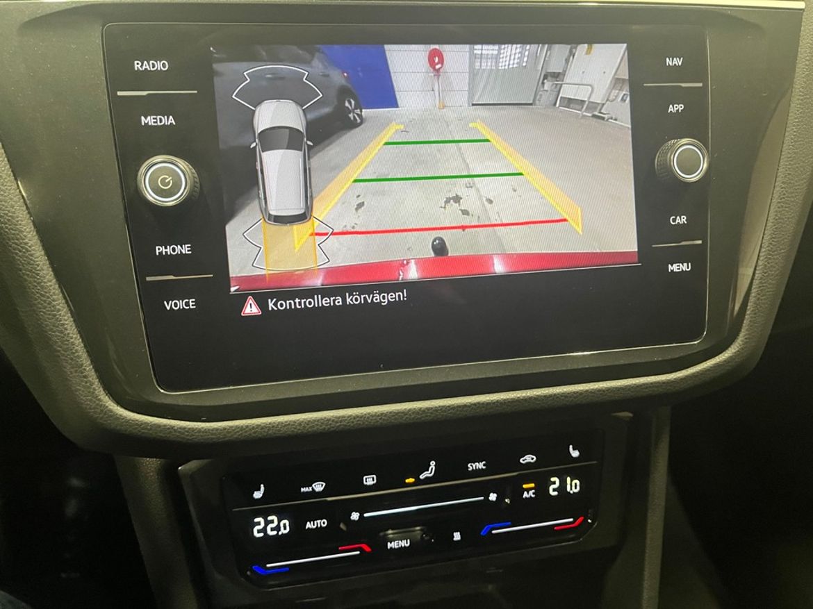 Volkswagen Tiguan 2021 - miniatyr 10