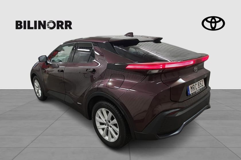 Bild 3 av Toyota C-HR Hybrid AWD-i 2,0 STYLE V-HJUL
