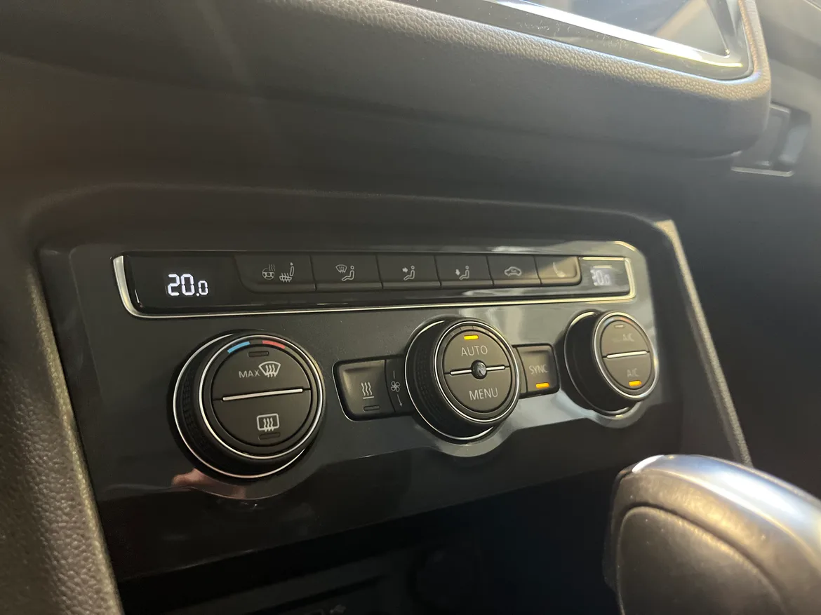 picture of a car
