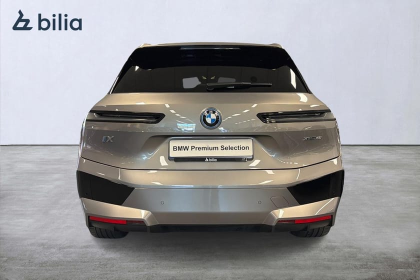 Bild 5 av BMW iX xDrive40 xDrive 40 Sportline | Comfort | H&K | Drag | Panorama