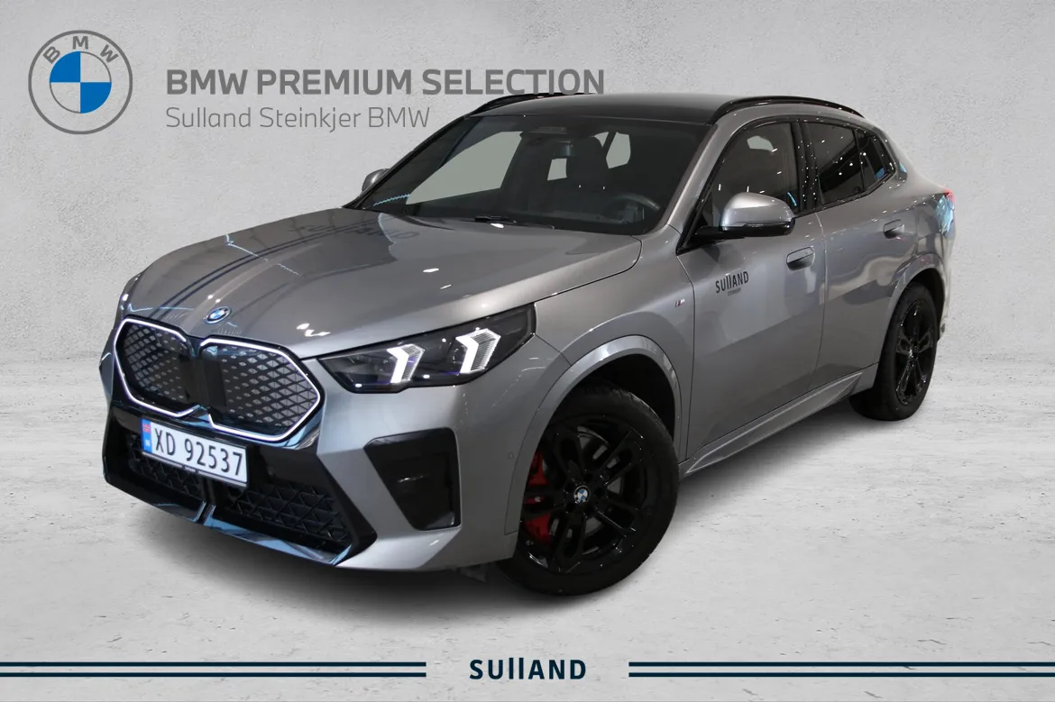 Bilde av BMW iX2 xDrive30