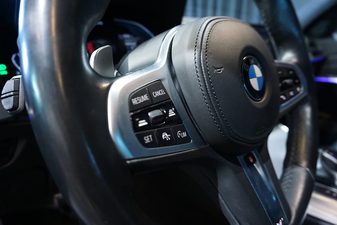 BMW 3-serie 2020 - miniatyr 16