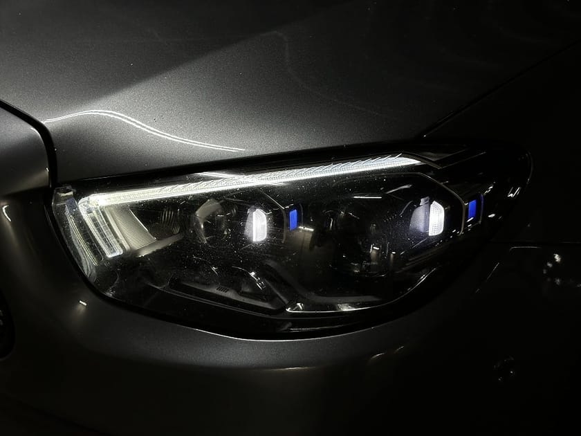 Bild 2 av Mercedes-Benz E 300 T de|4MATIC|9G-TRONIC|AMG|DRAG|GPS