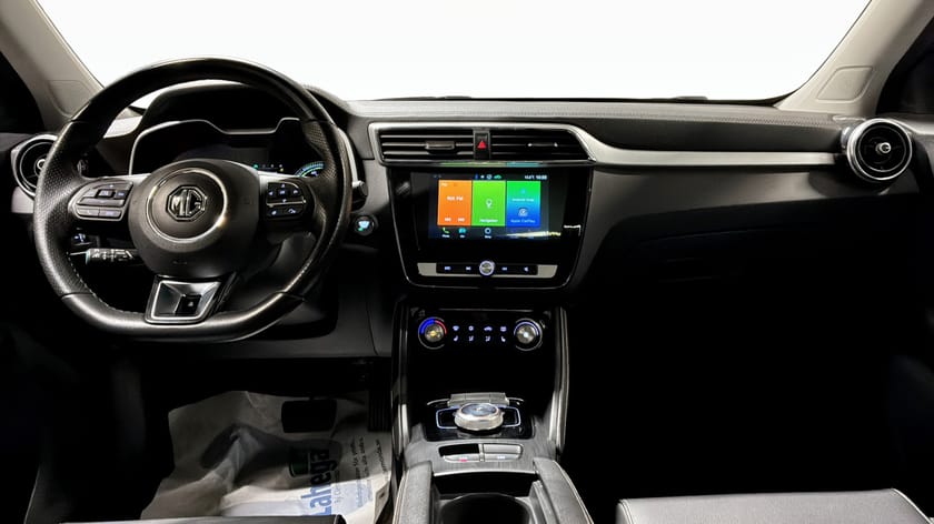 Bild 4 av MG ZS EV 143hk Luxury Navi Panorama Skinn CarPlay
