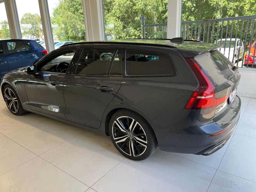 Bild 4 av Volvo V60 D4 R-design Aut Glastak