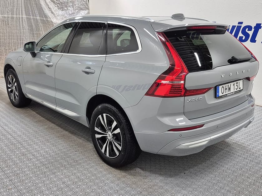Bild 3 av Volvo XC60 T6 Recharge Core Bright plug in AWD 350HK 4x4 Panorama