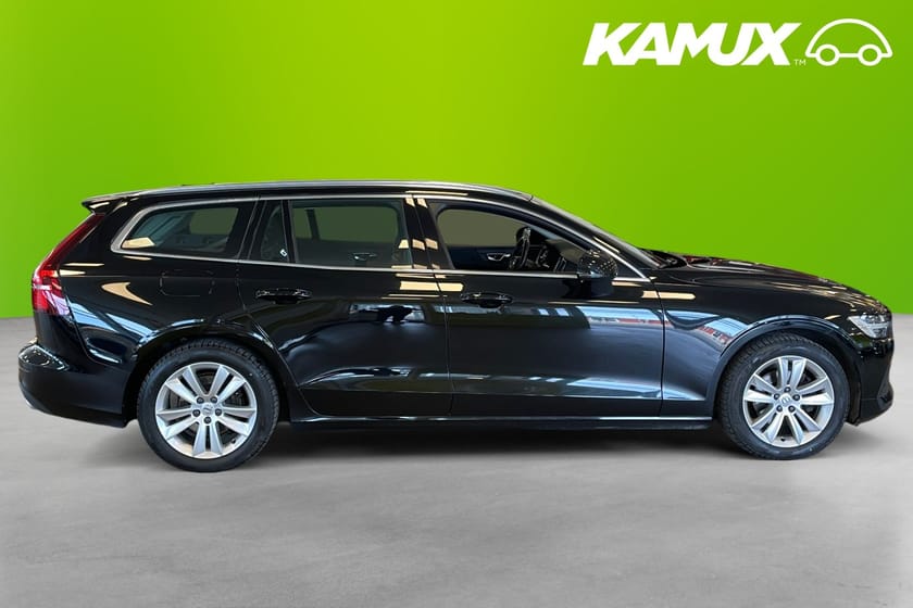 Bild 2 av Volvo V60 D3 Momentum Adv Kamera CarPlay Värmare PDC Drag