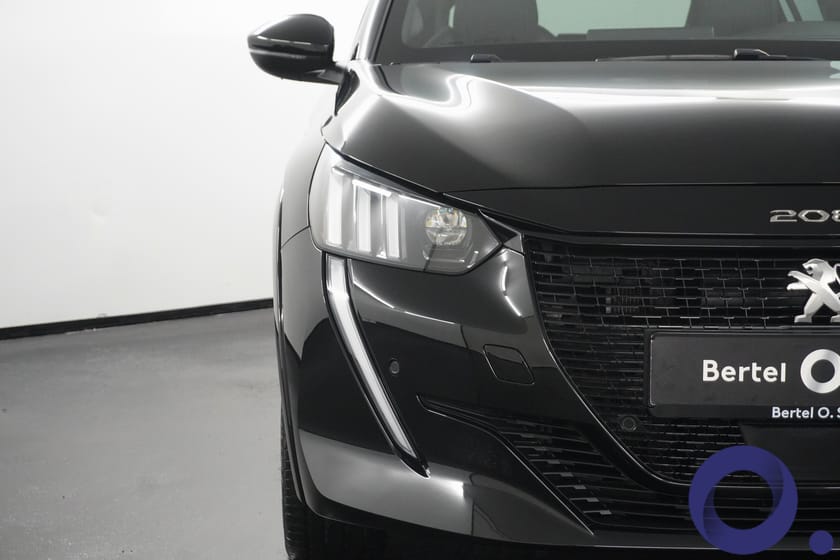 Bilde 4 av Peugeot e-208 GT 136 hk