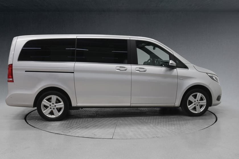 Bilde 5 av Mercedes-Benz V 250d 4MATIC 3.2t AVANTGRADE |4MATIC/HENGERFESTE/WEBASTO/8-SETER