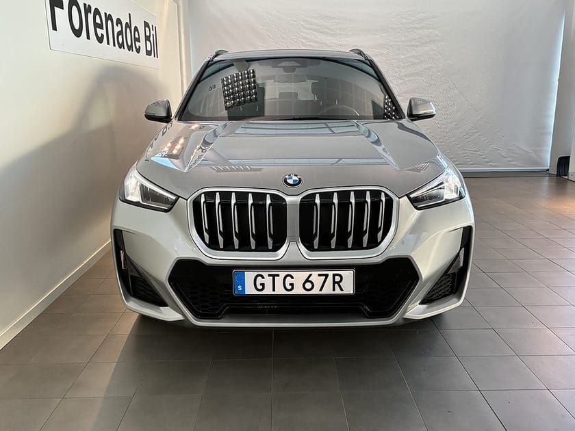 Bild 2 av BMW X1 sDrive18i 4,95 ränta M Sport Drag Rattvärme Sportstolar