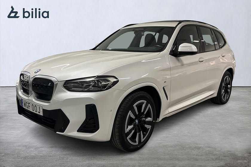 Bild 1 av BMW iX3 Charged | M Sport | Panorama | Drag | Adaptiva LED