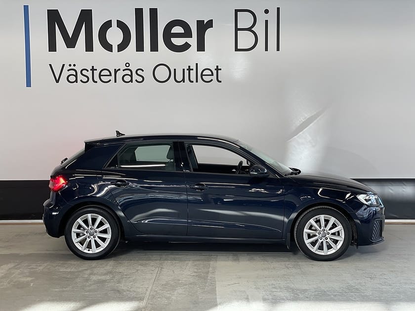 Bild 5 av Audi A1 Sportback 30 TFSI Proline 116hk Cockpit CarPlay