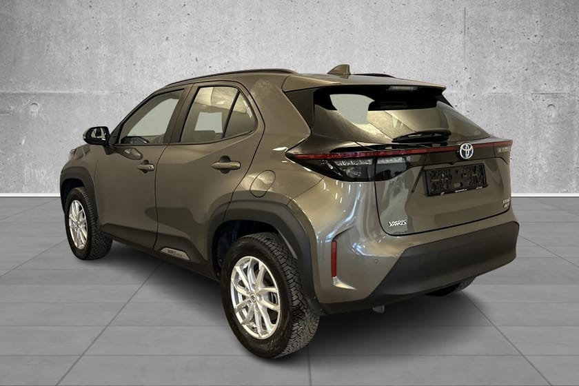 Bilde 3 av Toyota Yaris Cross Hybrid AWD-i 1.5 Active/4x4/automat/alle servicer utført/